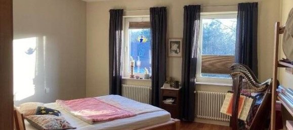 Moradia em banda de 8 divisões em Monchengladbach, Germany N.º 49664 9