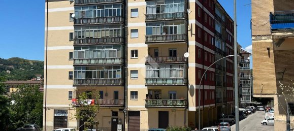 3 rooms Apartment in Potenza, Italy No. 236517 2