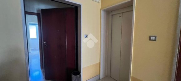 3 rooms Apartment in Potenza, Italy No. 236517 8