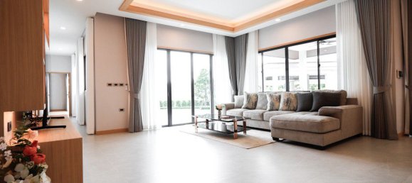 4 bedrooms House for sale in Pattaya, Chonburi, Eastern Thailand, Thailand № 62243 6
