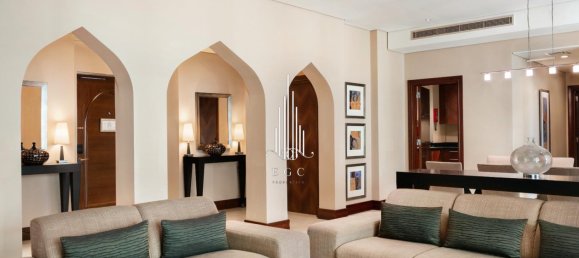 Apartamento de 3 dormitorios en Al Maqtaa, UAE No. 93726 3