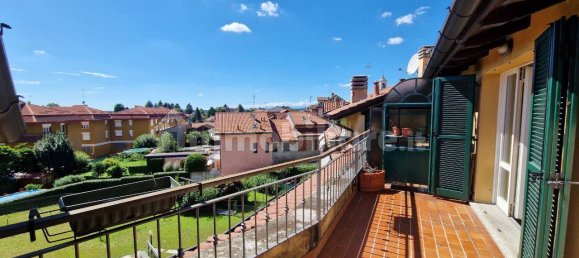 Estudio en Venegono Superiore, Italy No. 328391 26