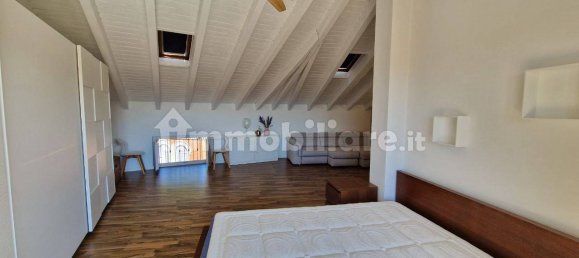 Estudio en Venegono Superiore, Italy No. 328391 12