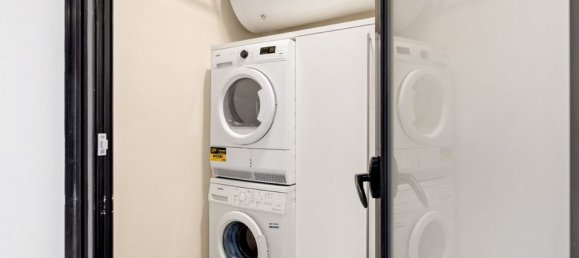 3 bedrooms Penthouse in La Quinta, Spain No. 186047 12