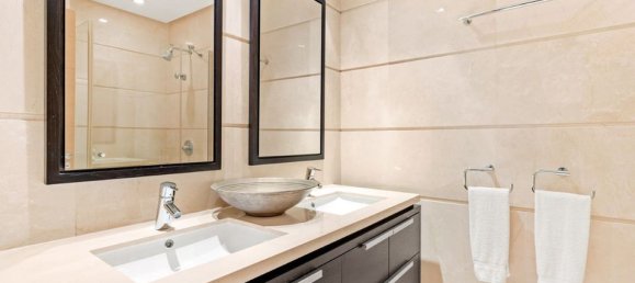 3 bedrooms Penthouse in La Quinta, Spain No. 186047 21