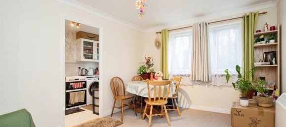 1 bedroom Apartment in Watford, United Kingdom No. 6155 2