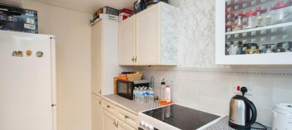 1 bedroom Apartment in Watford, United Kingdom No. 6155 10