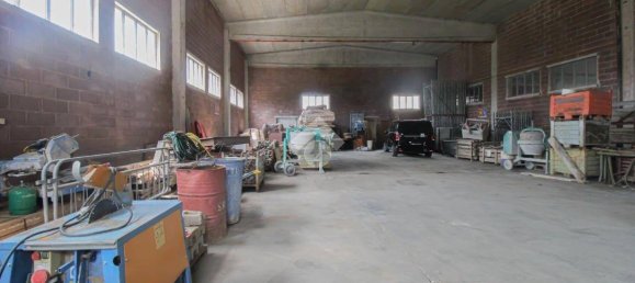2 rooms Warehouse in Castelcovati, Italy No. 273592 3
