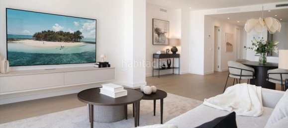 2 bedrooms Penthouse in El Paraiso, Spain No. 124257 14