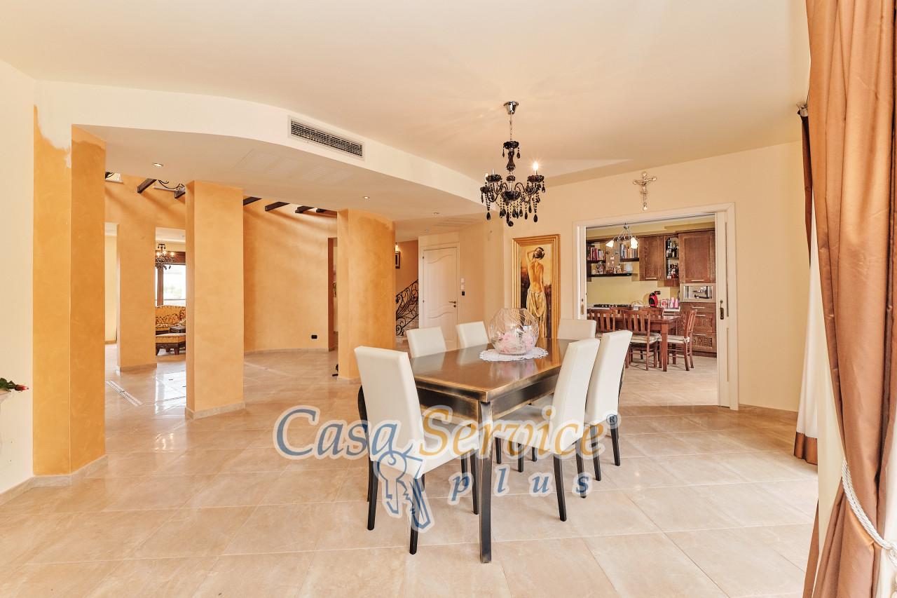 7-Zimmer Villa in Nociglia, Italy, Nr. 234135