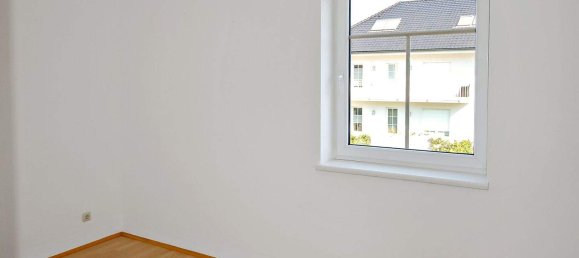 3 rooms Apartment in Amstetten, Austria No. 38359 9