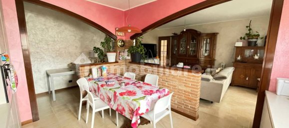 2 bedrooms Apartment in Vigasio, Italy No. 83181 4