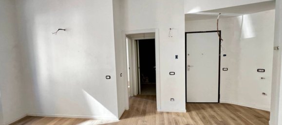 2 Schlafzimmer Wohnung in Milan, Italy, Nr. 340667 18