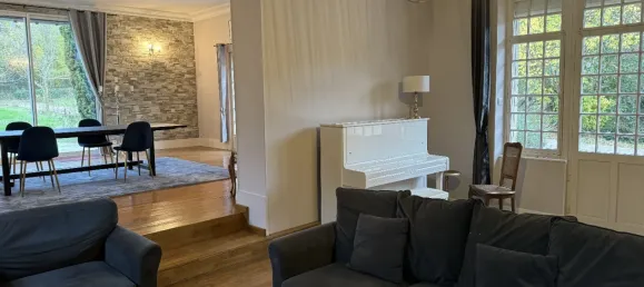 6 bedrooms House in Val-d'Oise, France No. 351469 6