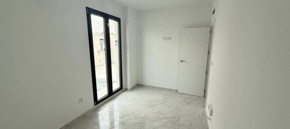 3 Schlafzimmer Stadthaus in Alicante, Spain, Nr. 182923 18