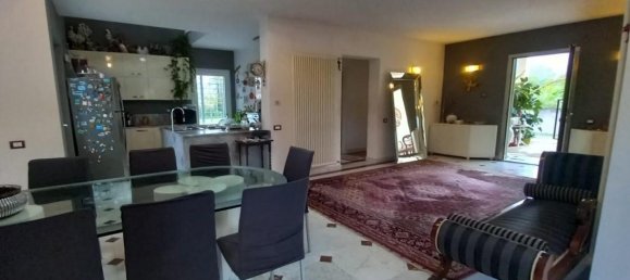 6 rooms Villa in Carrara, Italy No. 38350 5