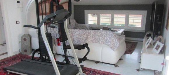 6 rooms Villa in Carrara, Italy No. 38350 23