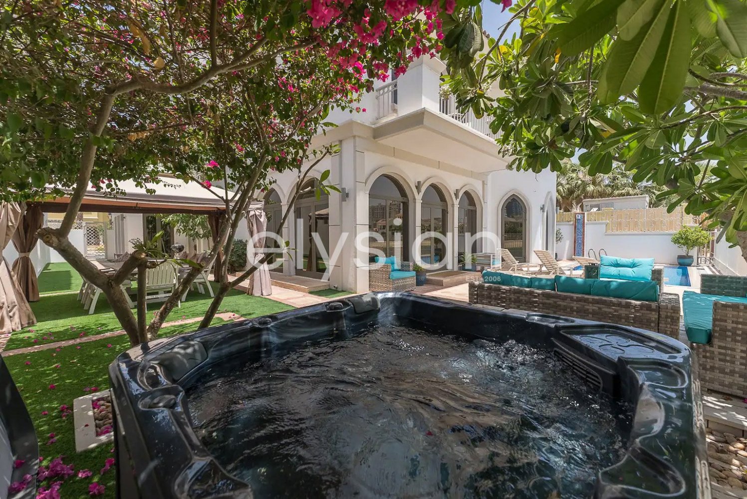 Villa de 5 dormitorios en Palm Jumeirah, UAE No. 94210