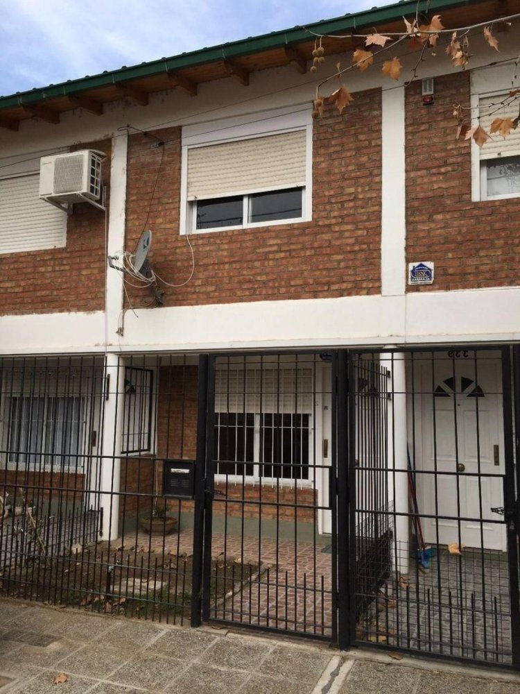 2 bedrooms Apartment in Neuquen, Argentina No. 7771