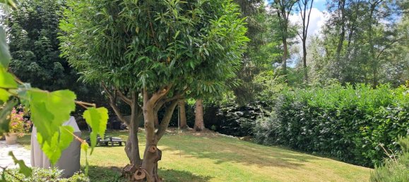 5 bedrooms House in Lesigny, France No. 174066 2