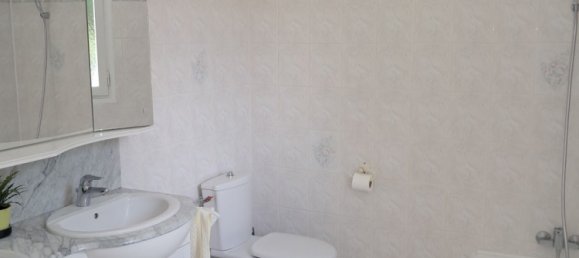 5 bedrooms House in Lesigny, France No. 174066 21