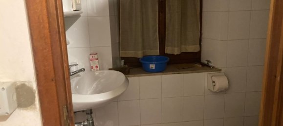 Casa de 9 habitaciónes en Montecreto, Italy No. 18778 9