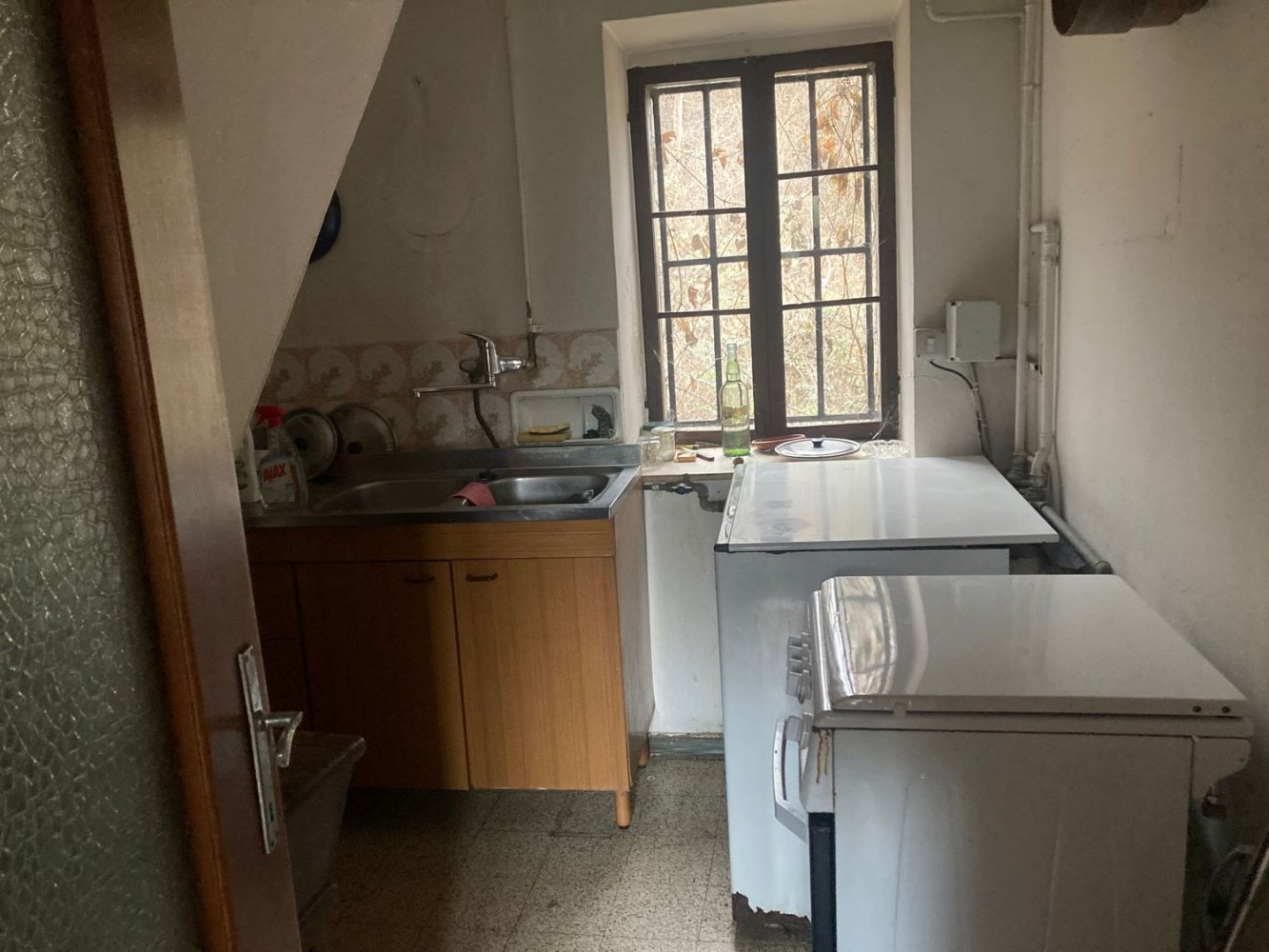 Casa de 9 habitaciónes en Montecreto, Italy No. 18778