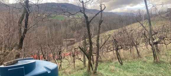 Casa de 9 habitaciónes en Montecreto, Italy No. 18778 19