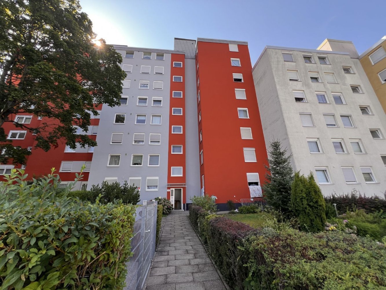 Apartamento de 2 dormitorios en Furth, Germany No. 213663