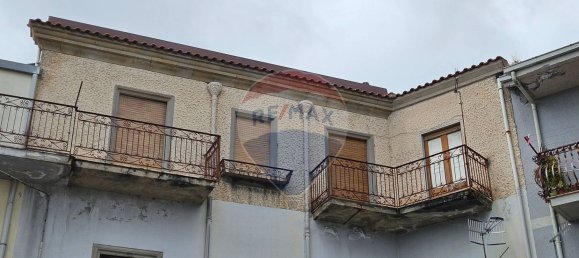 Квартира с 5 спальнями в Укрия, Италия № 354463 42