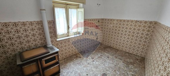 Квартира с 5 спальнями в Укрия, Италия № 354463 28