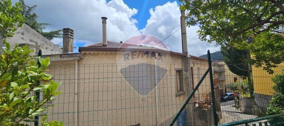 Квартира с 5 спальнями в Укрия, Италия № 354463 37