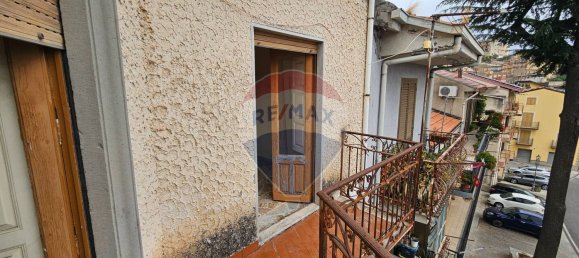 Квартира с 5 спальнями в Укрия, Италия № 354463 5