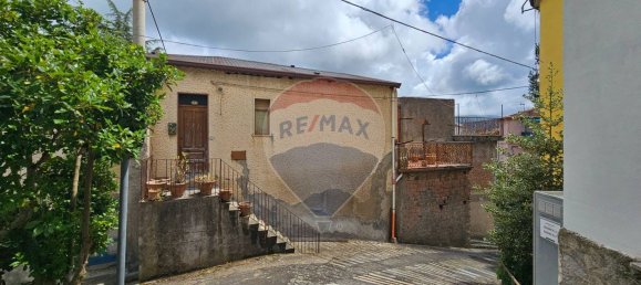 Квартира с 5 спальнями в Укрия, Италия № 354463 36