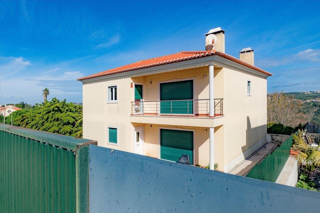 Villa de 4 dormitorios en Mafra, Portugal No. 289738