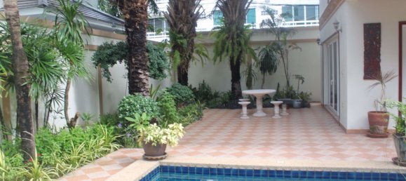 4 bedrooms Cafe / restaurant in Pattaya, Thailand No. 1903 6