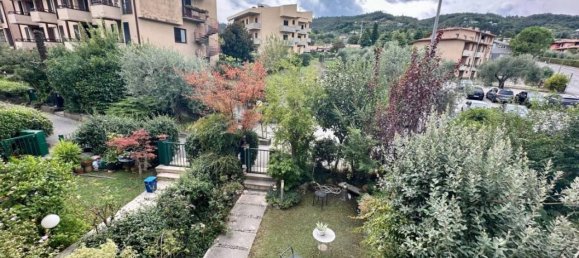 6 rooms House in Salò, Italy No. 30244 3