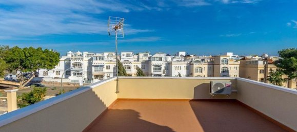 3 Schlafzimmer Villa in Alicante, Spain, Nr. 176454 22