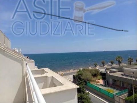 3 Schlafzimmer Wohnung in Bari, Italy, Nr. 266089