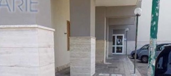 3 Schlafzimmer Wohnung in Bari, Italy, Nr. 266089 6