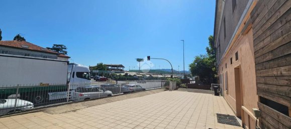  عقار تجاري في Rome, Italy 180متر مربع رقم 63101 3