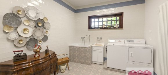 Villa de 8 dormitorios en Caldogno, Italy No. 346401 30