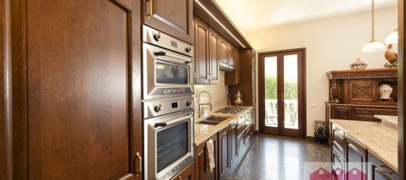 Villa de 8 dormitorios en Caldogno, Italy No. 346401 6