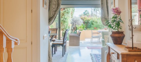 2 غرف نوم منزل ذو طابقين في Marbella, Spain رقم 52195 19