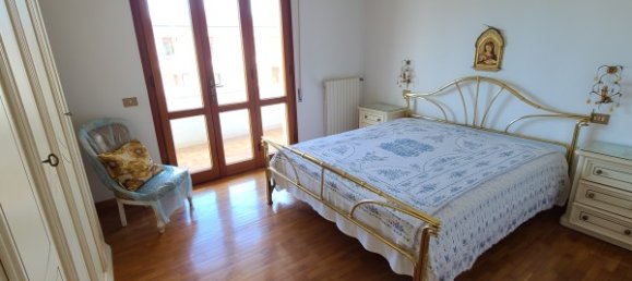4 Schlafzimmer Villa in Pietrasanta, Italy, Nr. 60550 26
