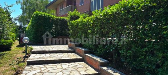 2 bedrooms Apartment in Pino Torinese, Italy No. 270995 3