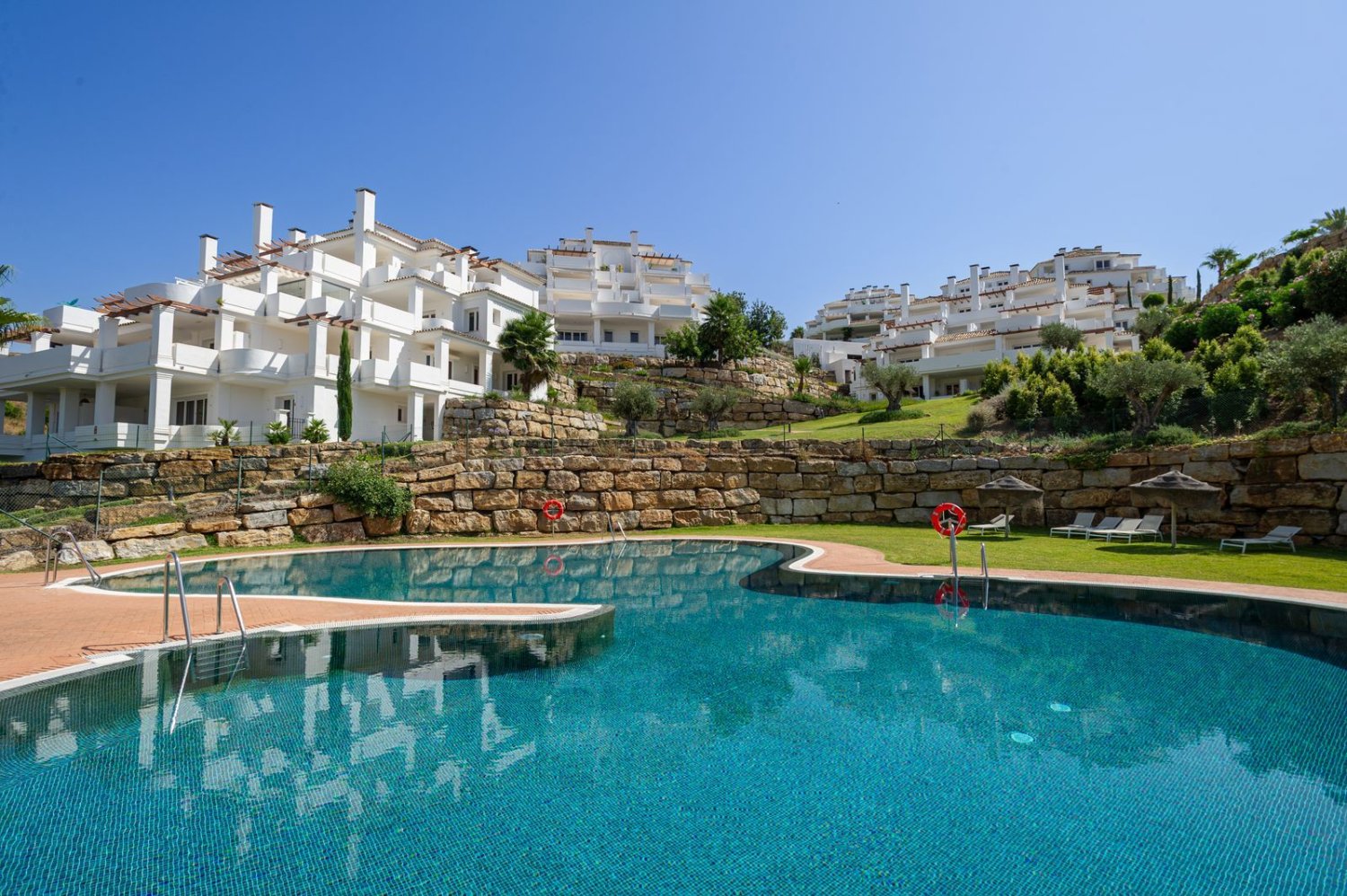 Квартира с 2 спальнями в Марбелья, Испания № 145458