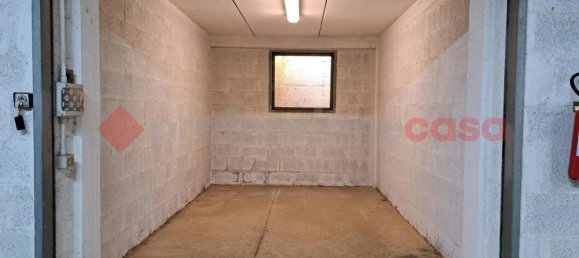 17m² Garage in Bari, Italy No. 151663 12