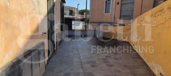 Apartamento de 3 dormitorios en Boscotrecase, Italy No. 341283 2