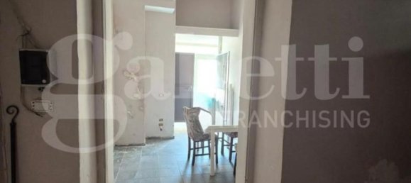 Apartamento de 3 dormitorios en Boscotrecase, Italy No. 341283 12